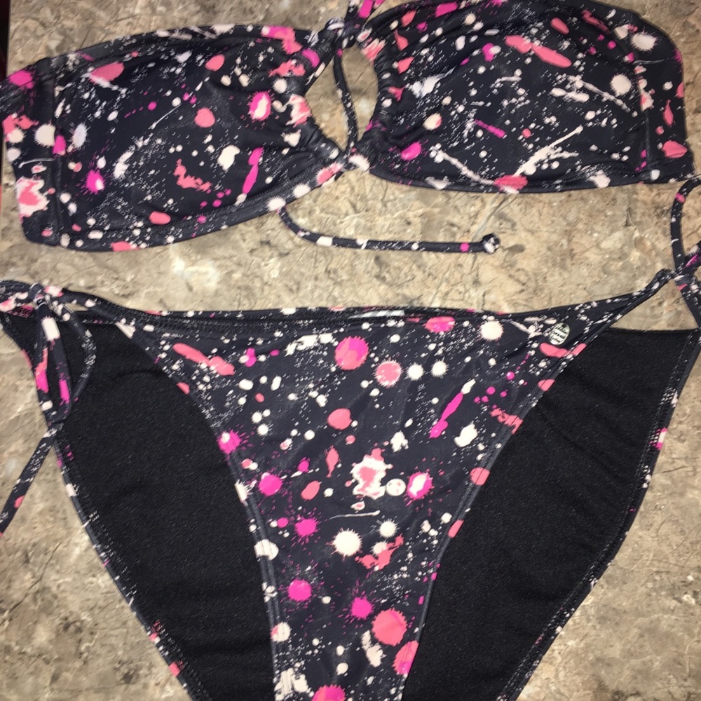 Bikini bundle size Small - Picture 3 of 5